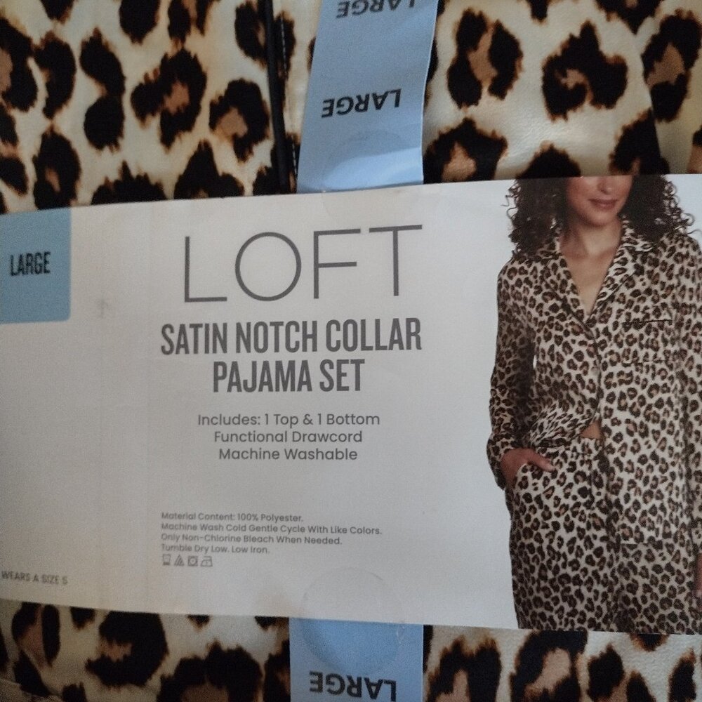 Loft collar stain pajama set large nwt large